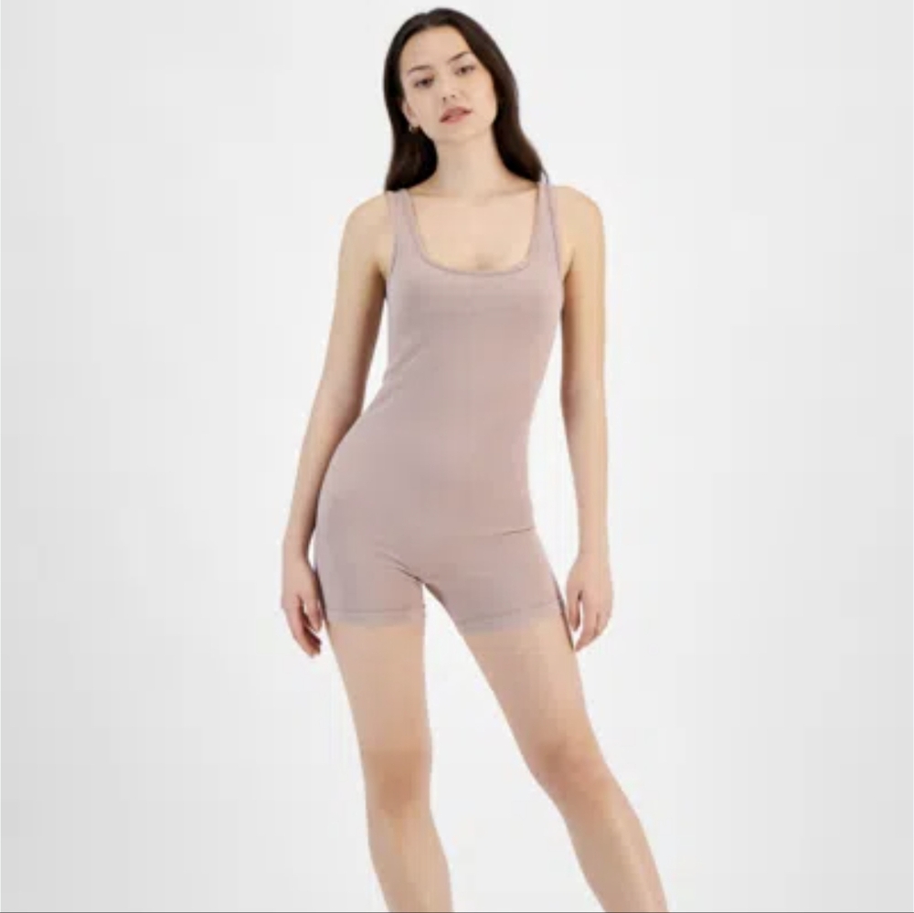 Hippie Rose‎ Sleeveless Mauve Romper